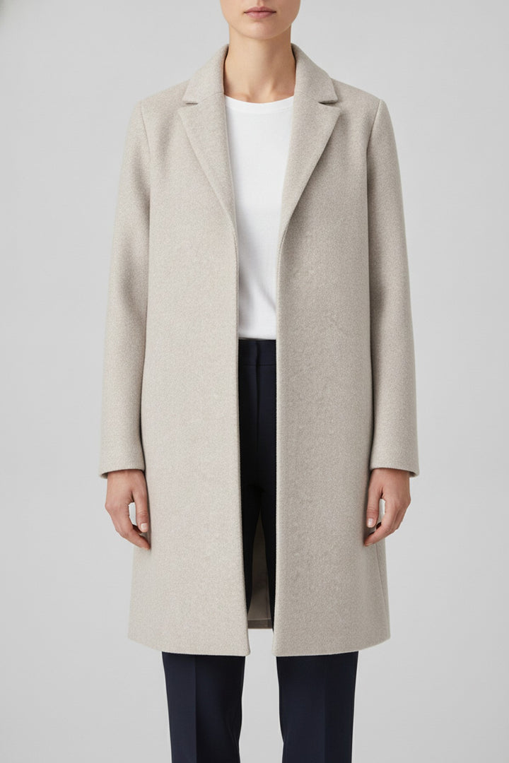 Rosw – Wollmäntel Damen in beige – am Model getragen