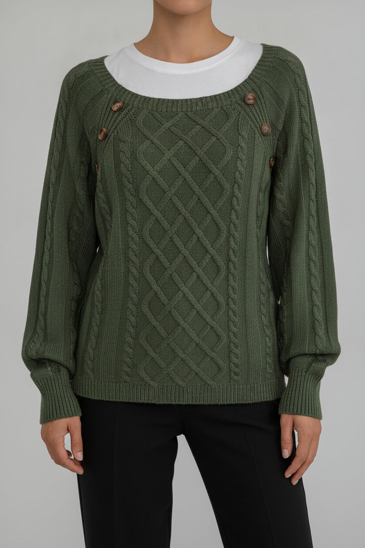 Gem – Pullover Damen in grün – am Model getragen