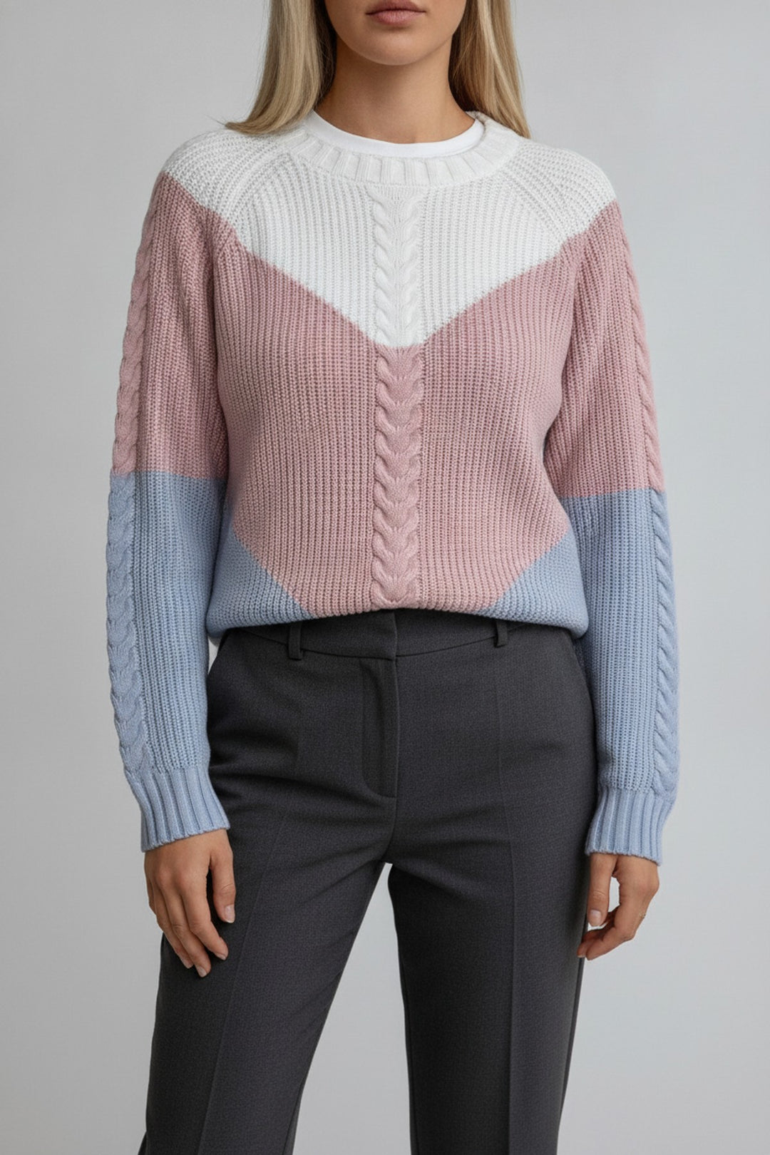 Hes – Pullover Damen in rosa – am Model getragen