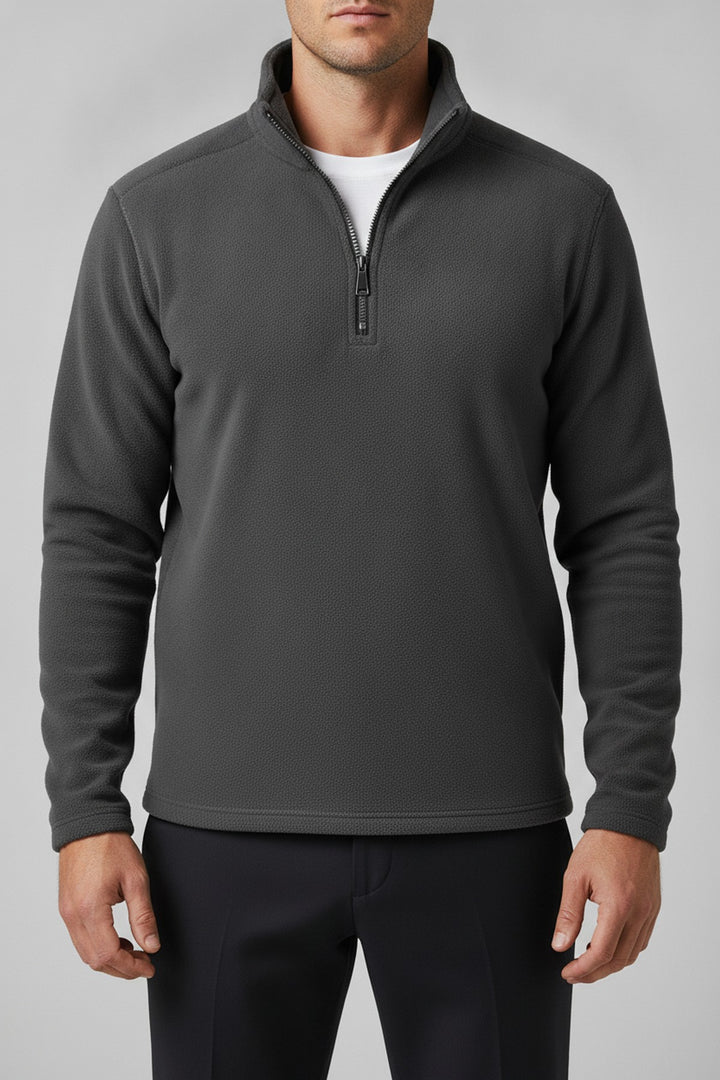 Dip – Pullover Herren in dunkelgrau – am Model getragen