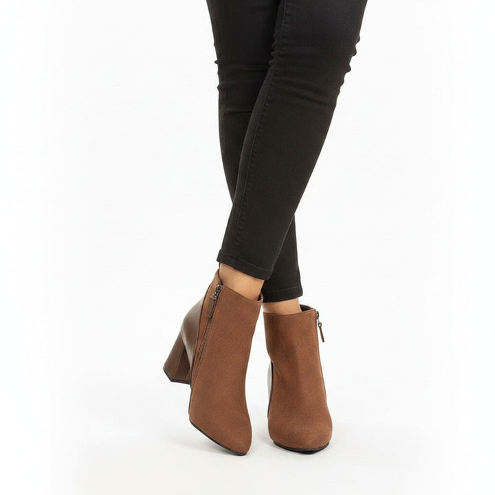 Bay – Stiefeletten aus Leder mit Blockabsatz - Luftfreiheit