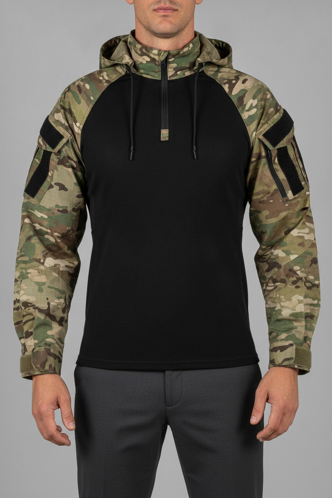 Taktische – Zip-Hoodies Herren in camouflage – am Model getragen