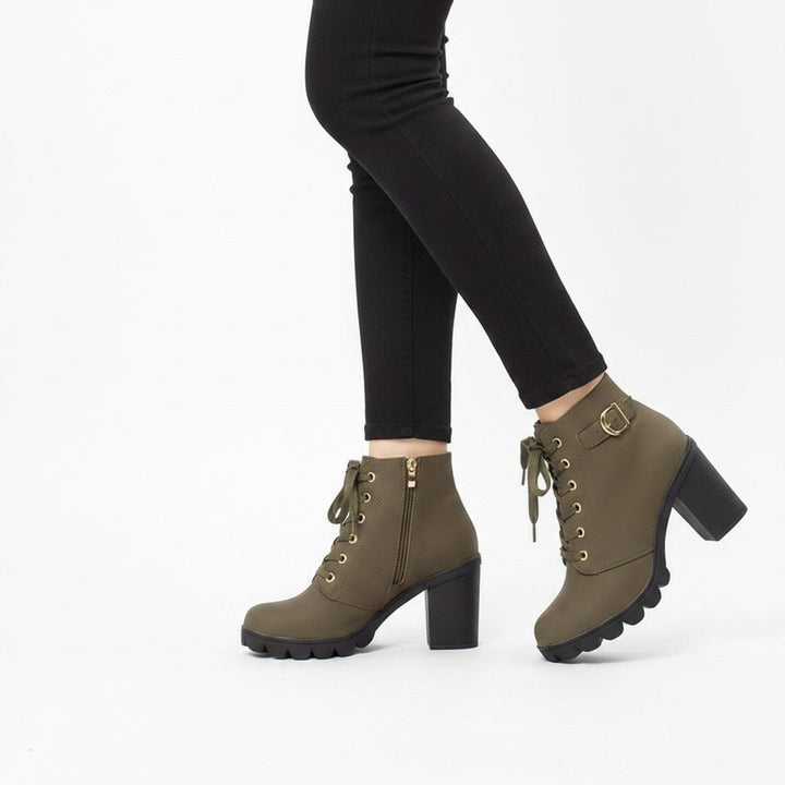 Diac – Stiefeletten mit Plateau-Schnürsohle - Luftfreiheit