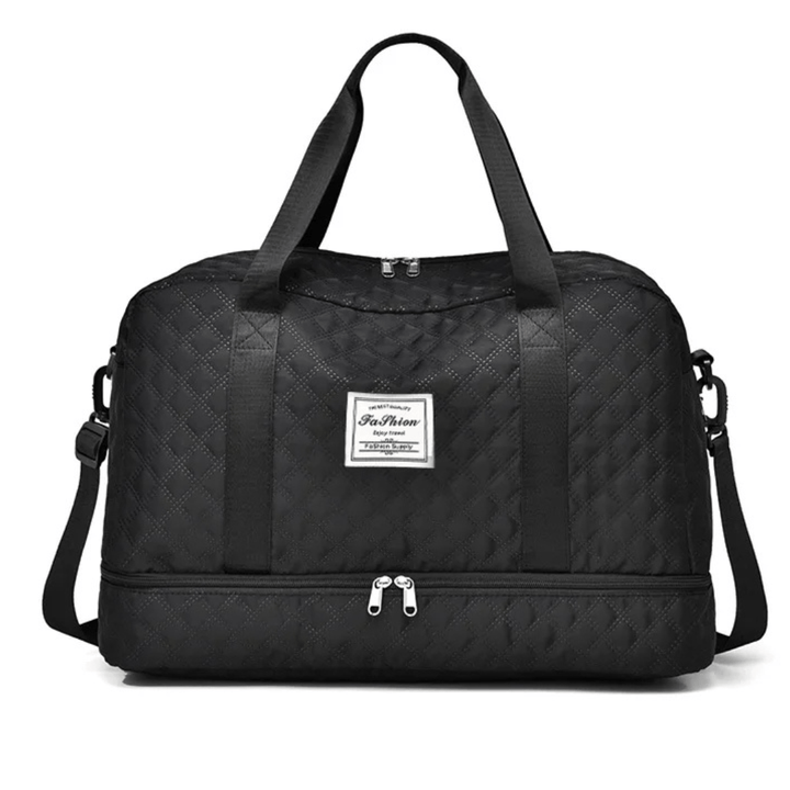 Harper Wickeltasche Schwarz – 45-Grad-Perspektive mit Fronttasche und Griffen