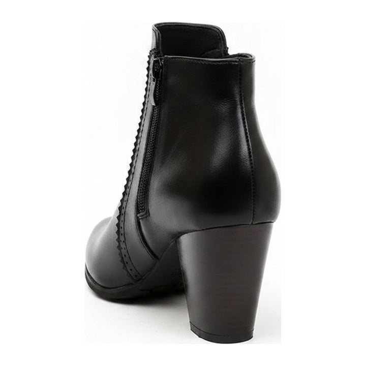 Oly – Stiefeletten mit Absatz - Luftfreiheit