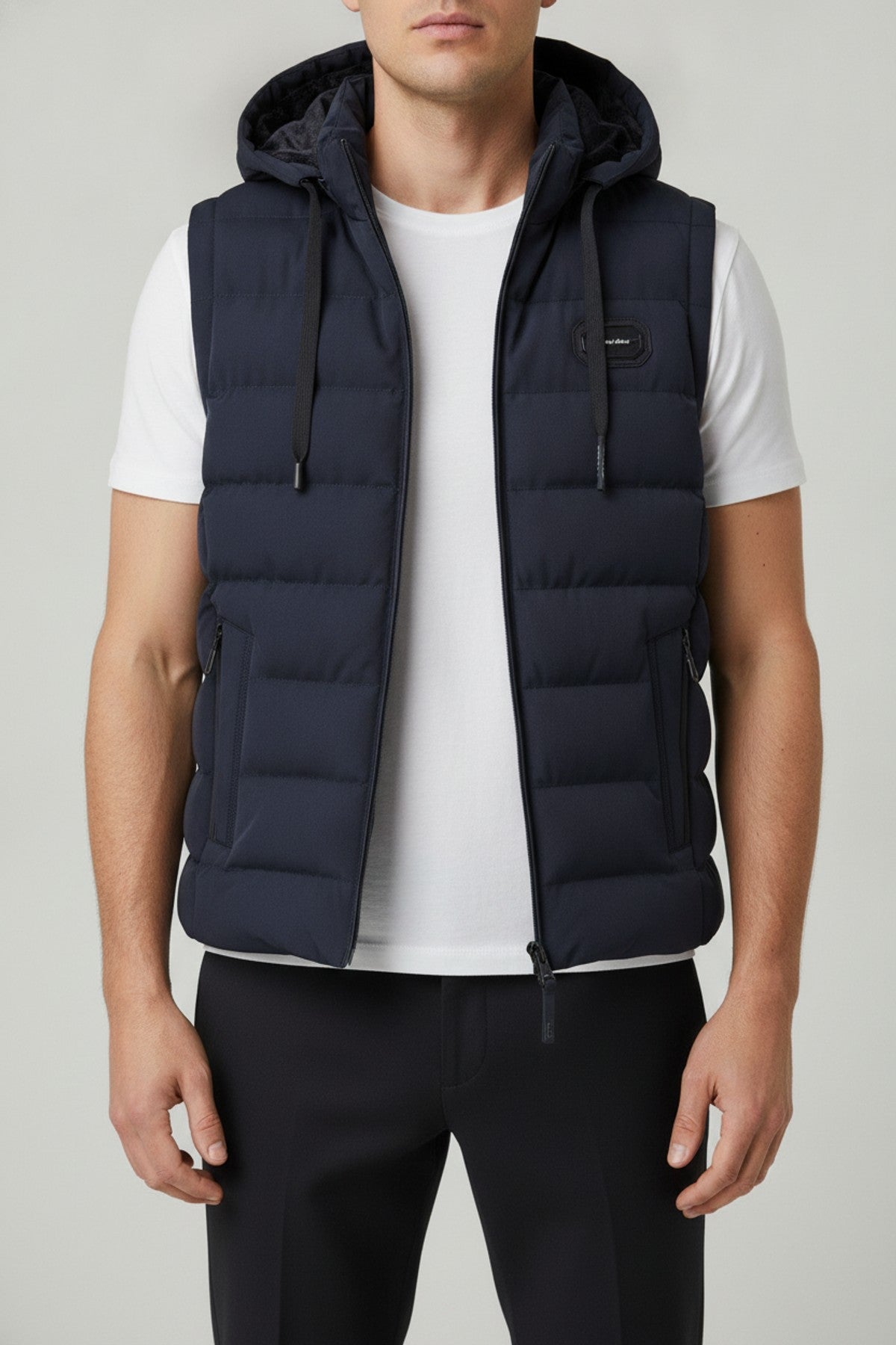 Wild – Steppjacke ärmellos mit abnehmbarer Kapuze - Luftfreiheit